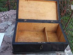 Antik cédrus asztali ládika-díszdoboz-tároló doboz  