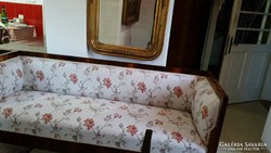 Biedermeier kanapé  / szofa 1820 körül vastag dió funérral