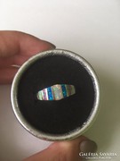 Kék, rózsaszín és fehér opál köves ezüst gyűrű