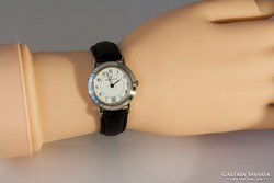 Új, nem használt luxus svájci női óra. ETA 955.114