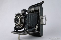 0J792 Antik PRONTO fényképezőgép tokjában