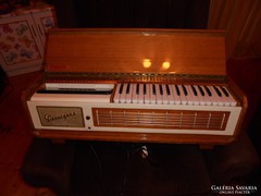 PIANORGAN III elektromos hangszer az 50-es évekből