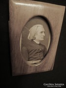 Liszt Ferenc korabeli fényképe és antik fotókeretek