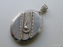 Ap 403 - Különleges antik ezüst medál nyitható