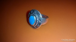 Ezüst gyűrű, napsugaras mintával, türkiz kővel