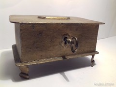 Antik - 107 éves - emlék fém doboz 1919-ből kulcsával vélhetően hadifogoly munka