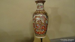 Jelenetes kézi festésű kínai váza