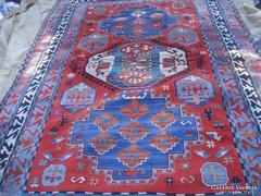 Kazak-szőnyeg,"-