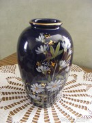 Kézi festésű porcelán váza