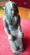 Kis méretű egyiptomi szobor