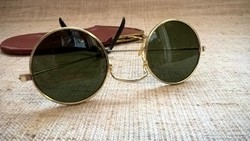 Retro John Lennon napszemüveg okulárébőr tokjában