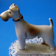 Zsolnay porcelán foxi kutya