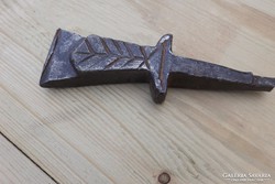 Kovács mester gyártott népi 200 éves kasza üllő kovácsoltvas