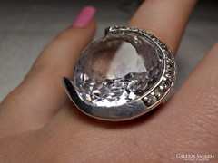 Csodás nagyméretű modern ezüstgyűrű 925