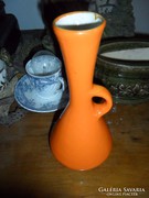 Gorka narancs szinű váza