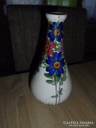 Dúsan mintázott virágos Kispest váza
