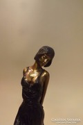 Bronz nőalak bronz szobor