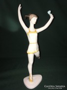 Hollóházi táncoló lány porcelán figura sárga ruha-kék virág