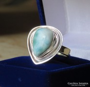 Gyönyörű ezüst gyűrű larimar kővel 