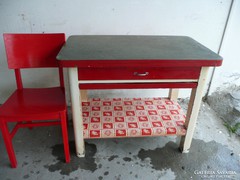 Különleges antik kinyitható konyhai asztal+ szék eladó
