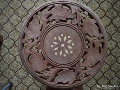 ​Gazdagon faragott,díszes indiai asztal(ka) vagy virágtartó