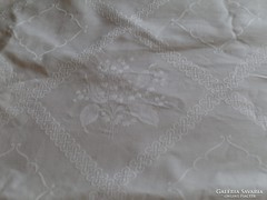 1299. Hófehér gyöngyvirág mintás damaszt ágynemű huzat