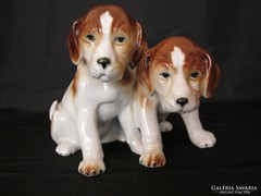 Kölyök kutya pár porcelán kutyák