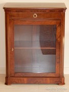 Glass cabinet [ j - 13 ]