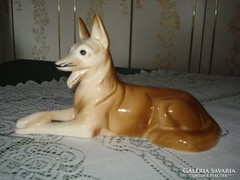 Porcelán kutya figura 2. igen aranyos jelzett német juhász