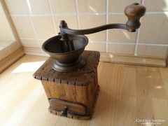 Antik hatású régies retro fa fém kávédaráló kávéőrlő