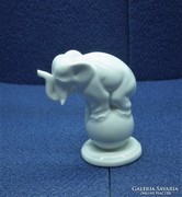 Elefánt fehér Herendi Porcelán 