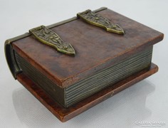 0M113 Régi rézveretes könyv alakú dobozka 1937