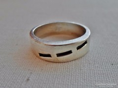 Szép régi vastag ezüst karikagyűrű