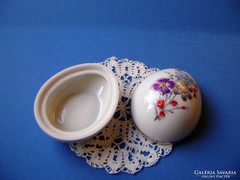 Hollóházi porcelán tojás bonbonier 