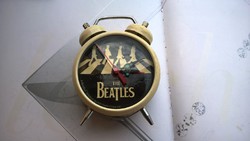 Beatles minivekker eladó