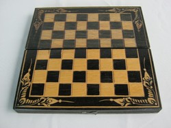 Fa sakktábla doboz