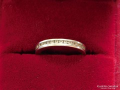 Fehérarany kisméretű  16 mm. 1,8 gram súlyú gyűrű eladó B.Gizella részére.