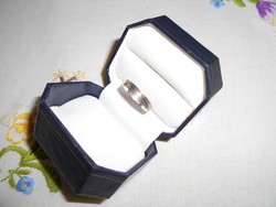 Vésett ezüst gyűrű