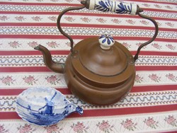 Delft-i Holland porcelán fogantyús vörösréz teáskanna és jelzett porcelán cukorkínáló tálka