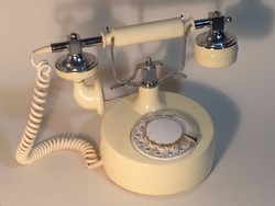 80-AS ÉVEKBELI SZOVJET RETRO NOSZTALGIA TÁRCSÁS TELEFON
