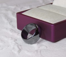 Gyönyörű gyűrű hematit drágakőből / gyógyhatású ásvány