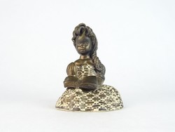 0N751 Bod Éva kerámia ülő kislány szobor 12.5 cm