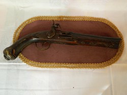 Kovaköves pisztoly XIX század (dúsan díszített)!!!