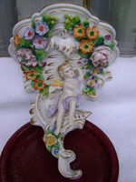Álomszép Schizendorfi falikonzol virágtartó