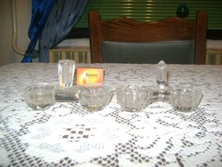 Régi üveg asztali só-bors tartó - két darab