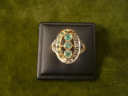 Art deco fazonú smaragdos-gyémántos arany gyűrű
