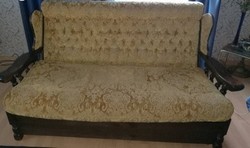 antik kolóniál stílusú kanapé ágyazható