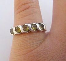 Olivin köves ezüst gyűrű