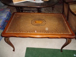 Chippendale asztal