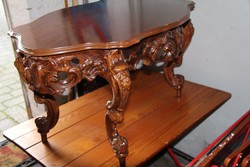 Antik barok dúsan faragott szalon asztal  110x70x56cm 